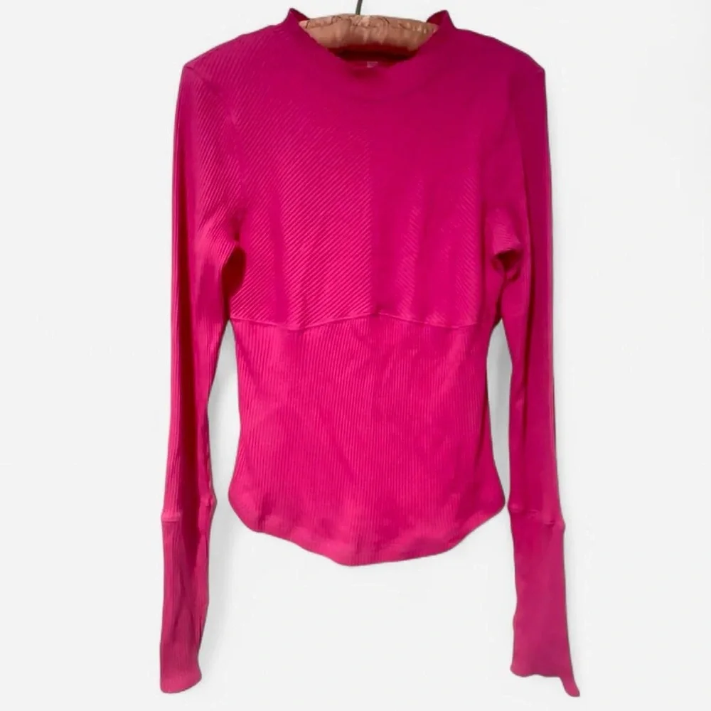 FREE PEOPLE FP Movement Laura Hot Pink Long Sleeve Active Top Medium NWOT - Picture 3 of 8